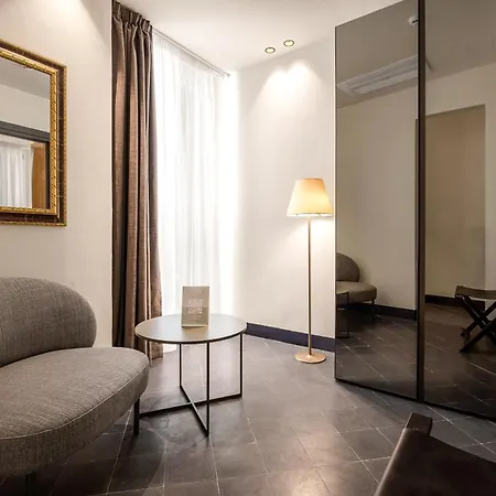 מלון Santamarina Dimora Di Charme 4*